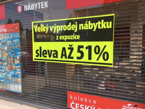 UPERAKCE - SLEVA AŽ 51% na nábytek z expozice !!!